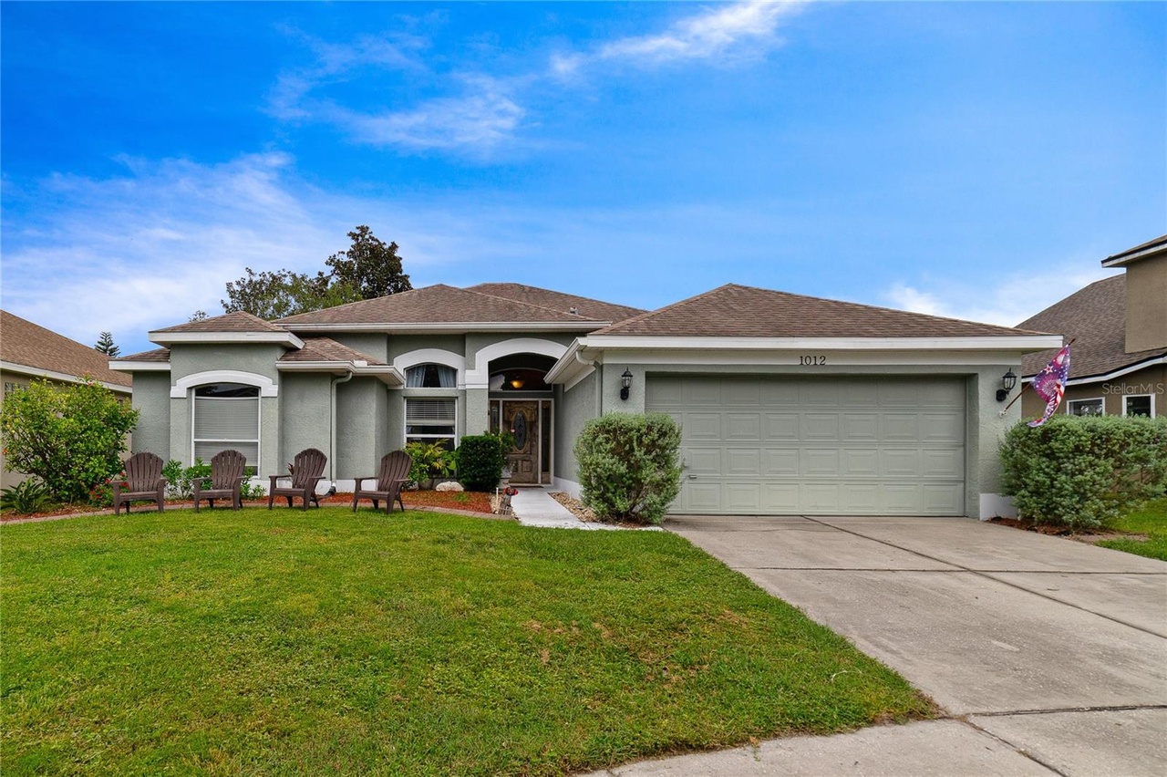 ORLANDO, FL 32828 | 3 beds | 2 baths | $449,900